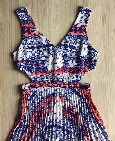 Charlotte Russe Size XS Flowy Dress