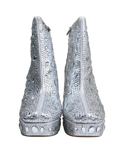 Jessica Simpson  Womens 9.5 Dollyi Crystal Embellished Bootie Silver NEW