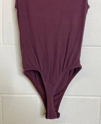 Missguided Burgundy Sleeveless High Neck Cut Out Chest Bodysuit Size 2