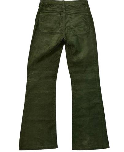 Gap  70s Flare High Rise Corduroy Jeans in Mistletoe Size 26