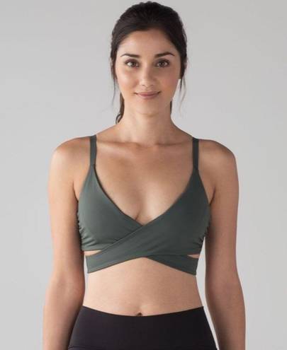 Lululemon  Lean in Bra