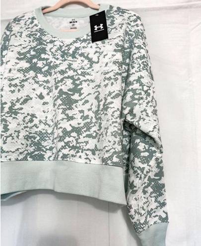 Under Armour  Sweatshirt NWT