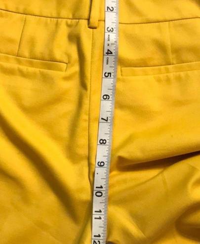 T Tahari  Sunflower Straight Crop Trouser Size 2