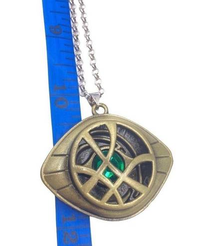 NWT unisex antique gold tone Doctor Strange pendant necklace