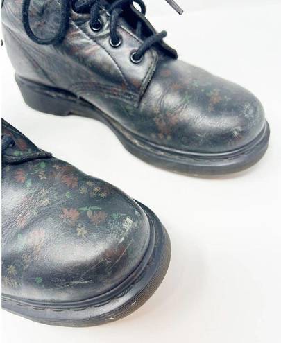 Dr. Martens  1460 Little Flowers Black Floral Print Combat Lace Up Boot US 9 EU41