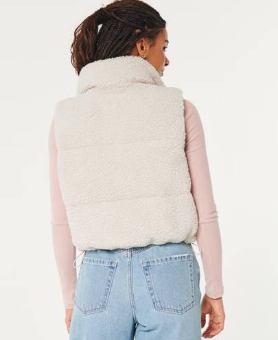 Hollister Sherpa Puffer Vest