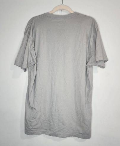 Pendleton  Grey Yellowstone Graphic Front Women Large Short Sleeve Casual Tee