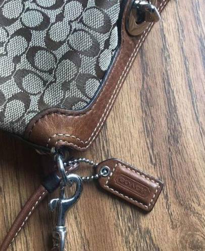 Coach  Chelsea Brown Signature Turn-lock Wristlet