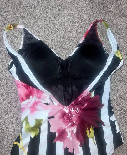 Gottex One-Piece Swimsuit