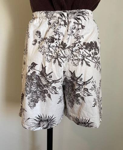 Brown and Cream Chinoiserie Printed Skort Size M