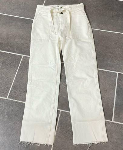 Abercrombie & Fitch  Ultra high Rise Straight size 27/4