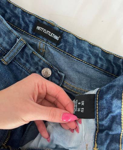 Pretty Little Thing Split Hem Straight Leg Jeans