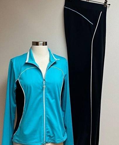 Oleg Cassini  Sport 2 Piece Activewear Outfit