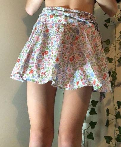 American Eagle Vintage Floral Miniskirt