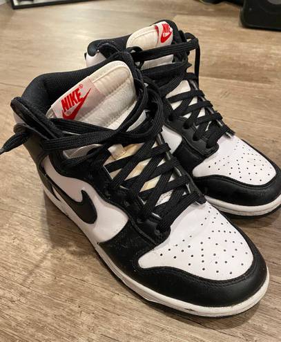 Nike Dunk High Panda