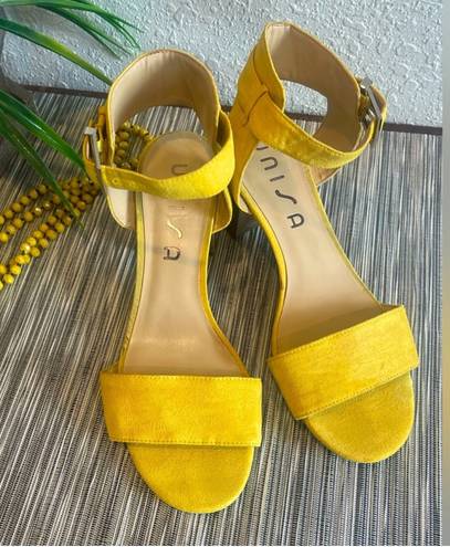 Unisa Suede Sandal for women size 7.5.