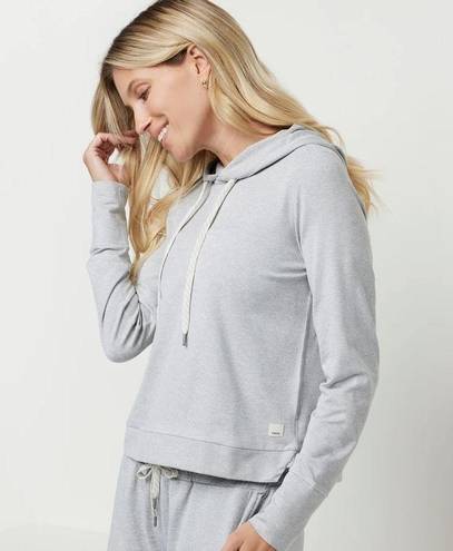 Vuori  Halo Essential Hoodie