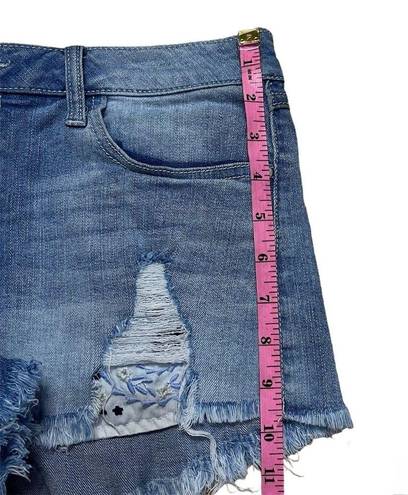Harper  denim shorts embroidered pockets floral 29 blue