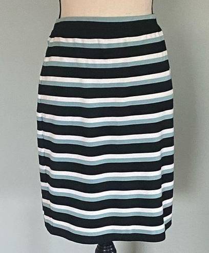 Max Studio  Ponte material soft and easy striped skirt in size M. EUC