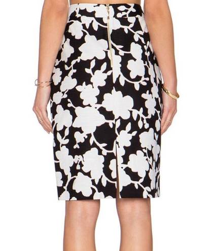 Kate Spade  Knee Length Pencil Skirt Black White Pink Floral Print Womens Size 6