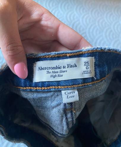 Abercrombie Jean Short Size 25