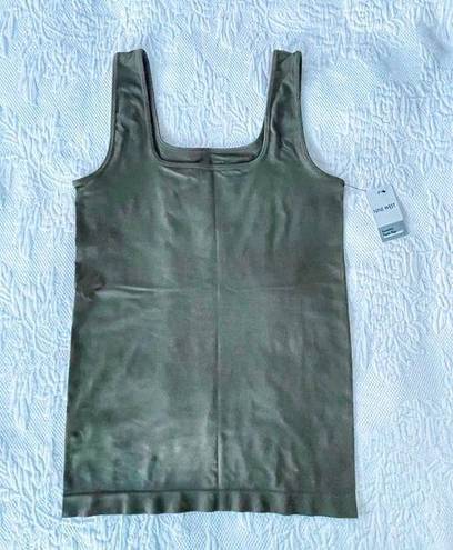 Nine West NWT  Square Neck Seamless Tank Top Camisole Size L/XL Olive Drab Green