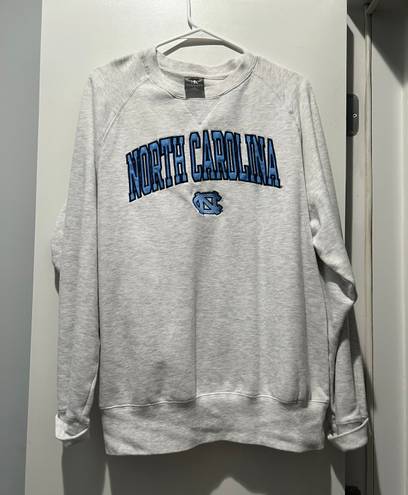 UNC Sweatshirt Size L