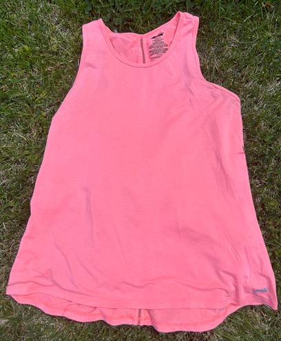 Avia Tank Top