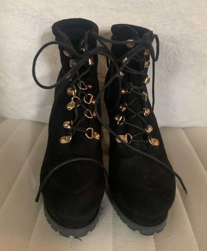 GUESS  Kelyna Lace Closure Boots sz 6.5