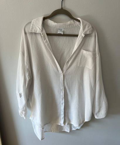 White Gauze Button Down Size L