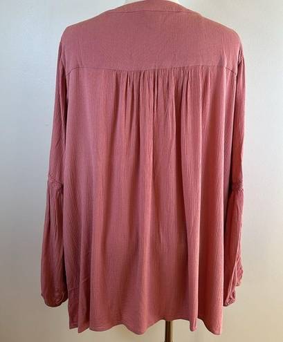 Torrid Crinkle Gauze Embroidered Long Sleeve Top Size 3