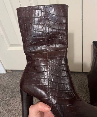 Krass&co Wesley and  Boots Genuine real leather reptile heel size 8 Brazil shoes