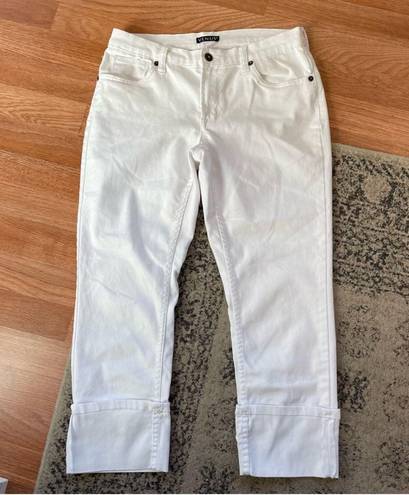 Venus Size 6 White Cropped Jeans