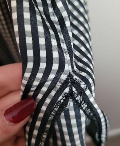 Victoria's Secret  Black and White Gingham Robe