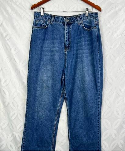 Pretty Little Thing  Size 10 High Rise Mom Raw Cut Ankle Jeans