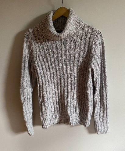 Banana Republic  Italian Yarn Wool Blend Chunky Knit Turtleneck Sweater