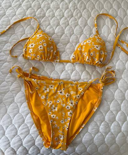 ASOS Yellow Flower String Bikini Gold Size 6