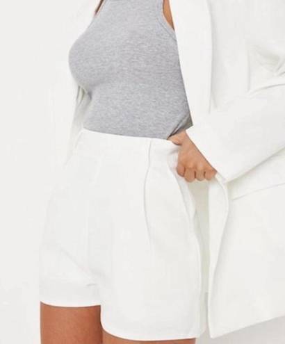 Missguided NEW  White Coord High Waisted Tailored Shorts Size 4