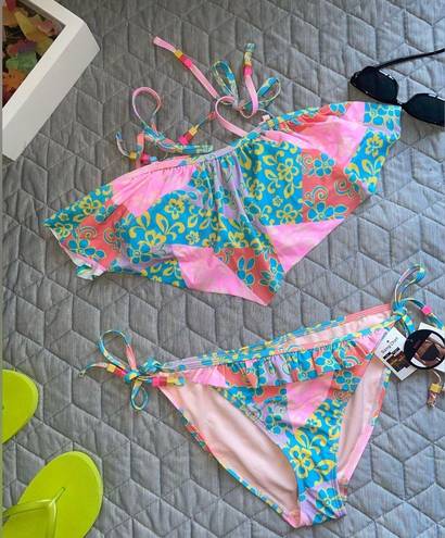 No Bo Nwt  Patchwork Daisy Hanky Swimwear bikini set top medium bottom Large pool