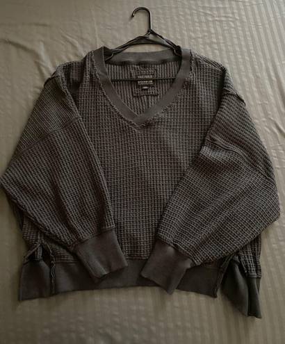 American Eagle Outfitters Sweater