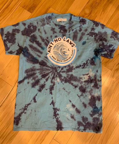 White Claw Tshirt Blue Size M