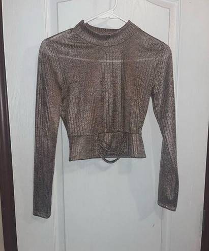 Guess  Long Sleeve Crop Top Size XS