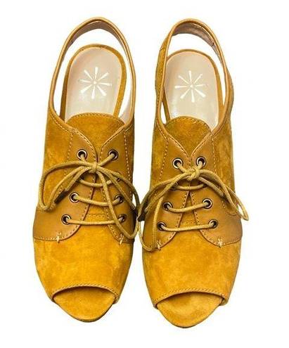 Isaac Mizrahi  Live Brown Suede Leather Oxford Slingback Peep Toe Heels size 7M