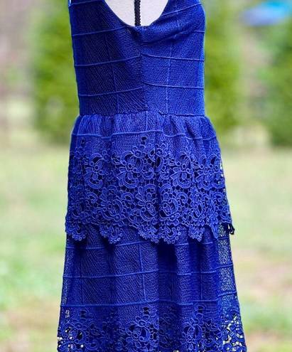 Alya  Blue Lace Tiered Dress Junior's Size Medium