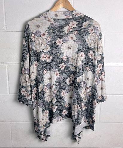 Torrid  floral quarter sleeve waterfall cardigan