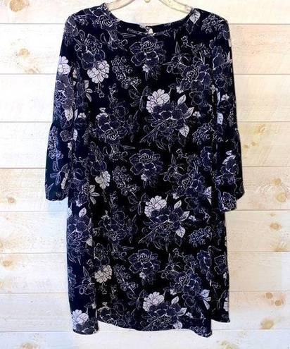 Isabel Maternity  Women’s Black & White Floral Bell Sleeve Shift Dress Size M