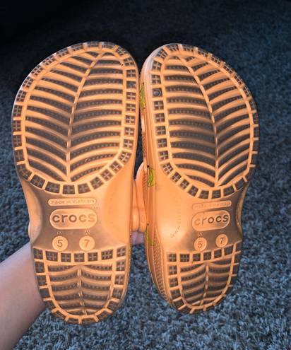 Crocs Orange with bananas (unique) size 7