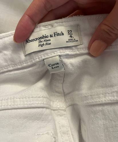 Abercrombie & Fitch Mom Jeans