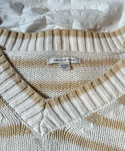 American Eagle Outfitters Sweater