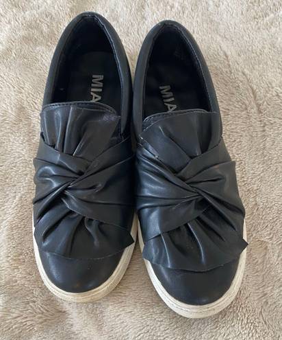 MIA Black Twist Slip-on Sneakers